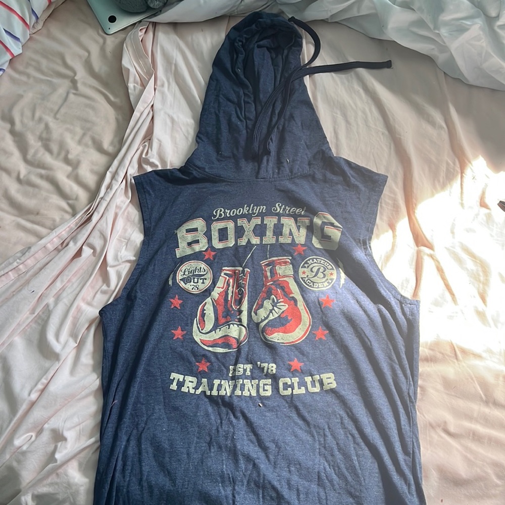 Brooklyn St cut off hoodie